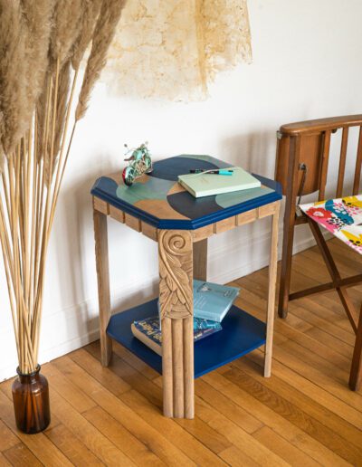 Table d'appoint relookée pour salon ou entrée